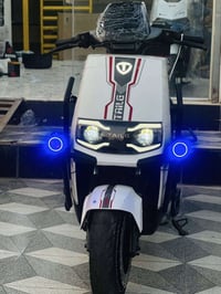 تايلج • ١٢٠كم • ٨ بطارية