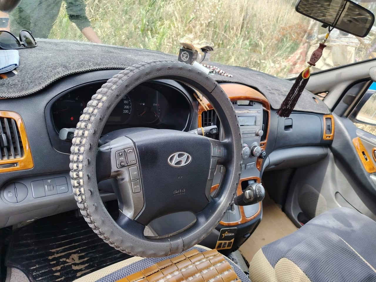 السلام عليكم سياره للبيع موديل ١٦ ام رمزه ١٨ رقم بغداد بسمي تحويل مباشر مجول مكينه جديده قبل شهر من شاده قطره صبغ بل عراق مابيه  معه خط موظفين دائمي جامعة بابل البيع لغرض بناءا مكلف بلنشر لمعرفه السعر الاتصال بصاحب السياره ***********
