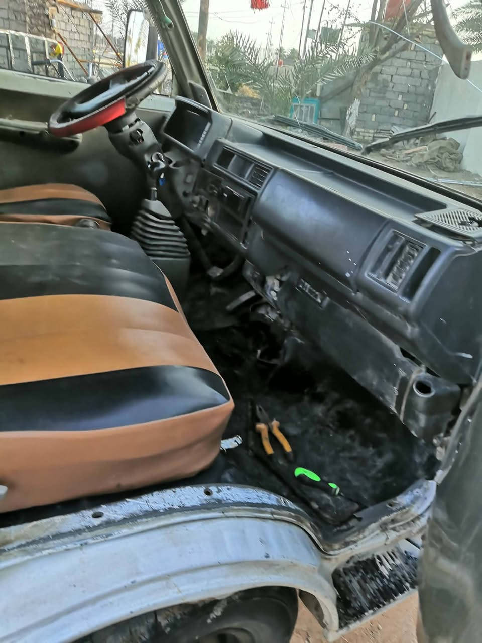 للبيع كيه دبل قماره مكفوله شاصي ورقم شاصي محرك كير اكسن كلهن مكفولات رقمها بابل السنويه نافذه المكان حله قضاء القاسم السعر 46 وبيها مجال رقم صاحبها ***********
