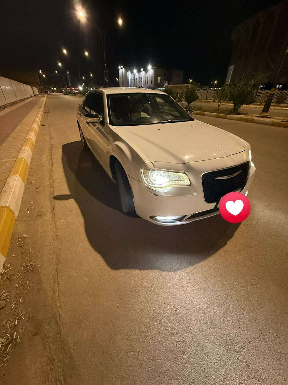 اوباما موديل 17معلايه 20 جاملغ وبنيد فقط مكينه 3/600.  /***********
مكينه وكير وتبريد كفاله رقم السياره بصره 
السياره فول ما عده الفتحه مكان السياره ناصرية سعرها قفل قفل قفل 160 قفل قفل قفل قفل
