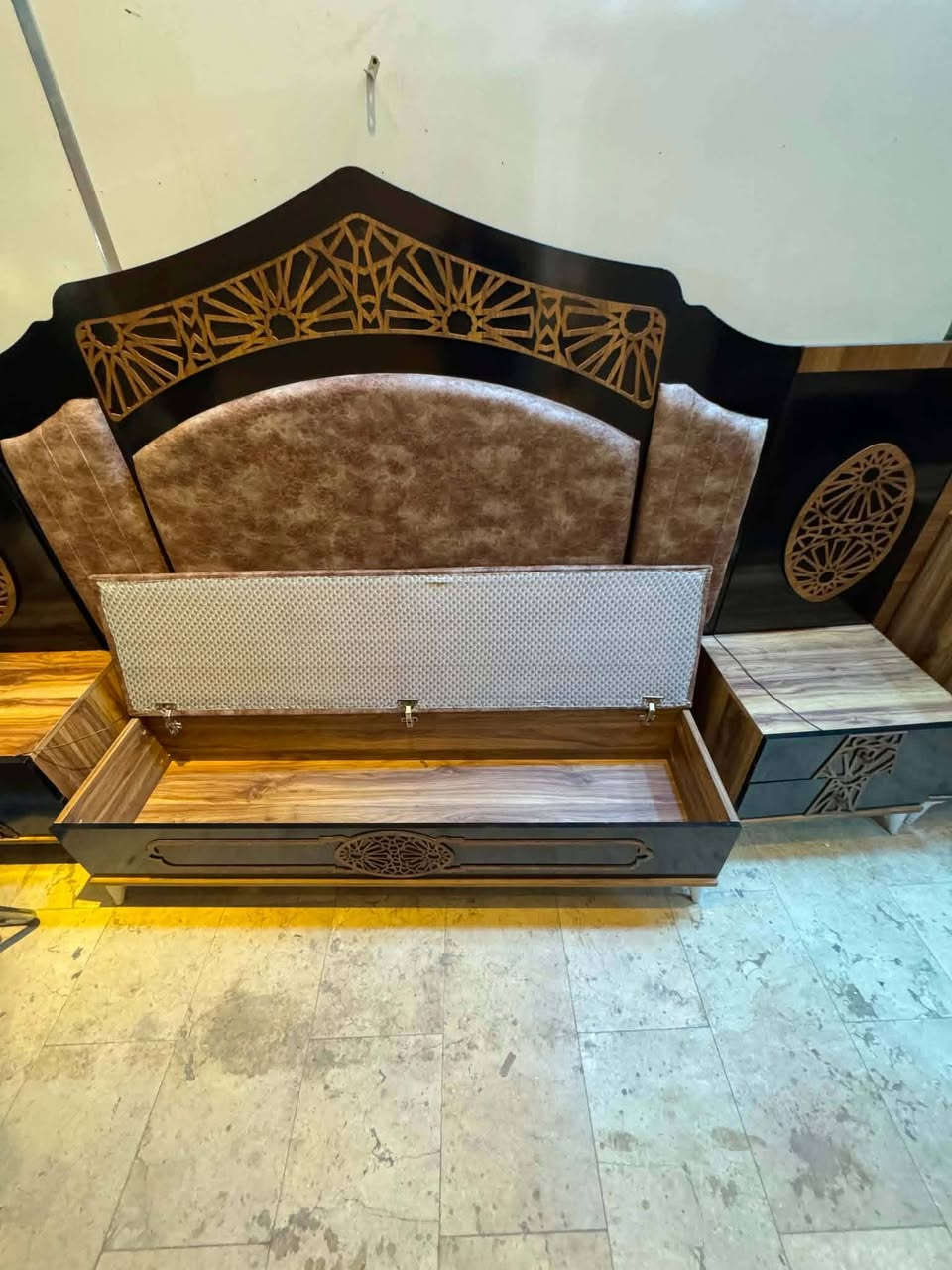 #عاجل غرفه تركي للبيع
9قطع نظافه فول سعر 650
نجف حي الجزيره شراي خاص
#اشاره


**إذا كنت صاحب هذا الإعلان وتريد حذفه لأي سبب، رجاءا أرسل رسالة إلى الدعم الفني**