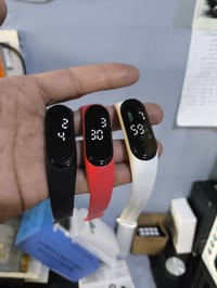 ساعات لمسية • اطفال • توصيل مجاني
