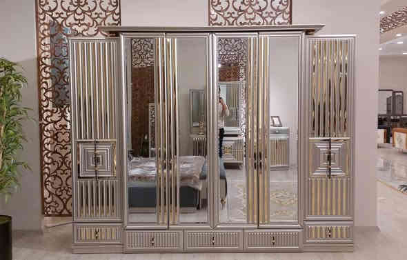 السلام عليكم غرفه اخشاب تركي الاصلي مستعمله ونضيفه  
(للبيع) المكان الشطره  الاتصال عله الرقم *********** واتساب
