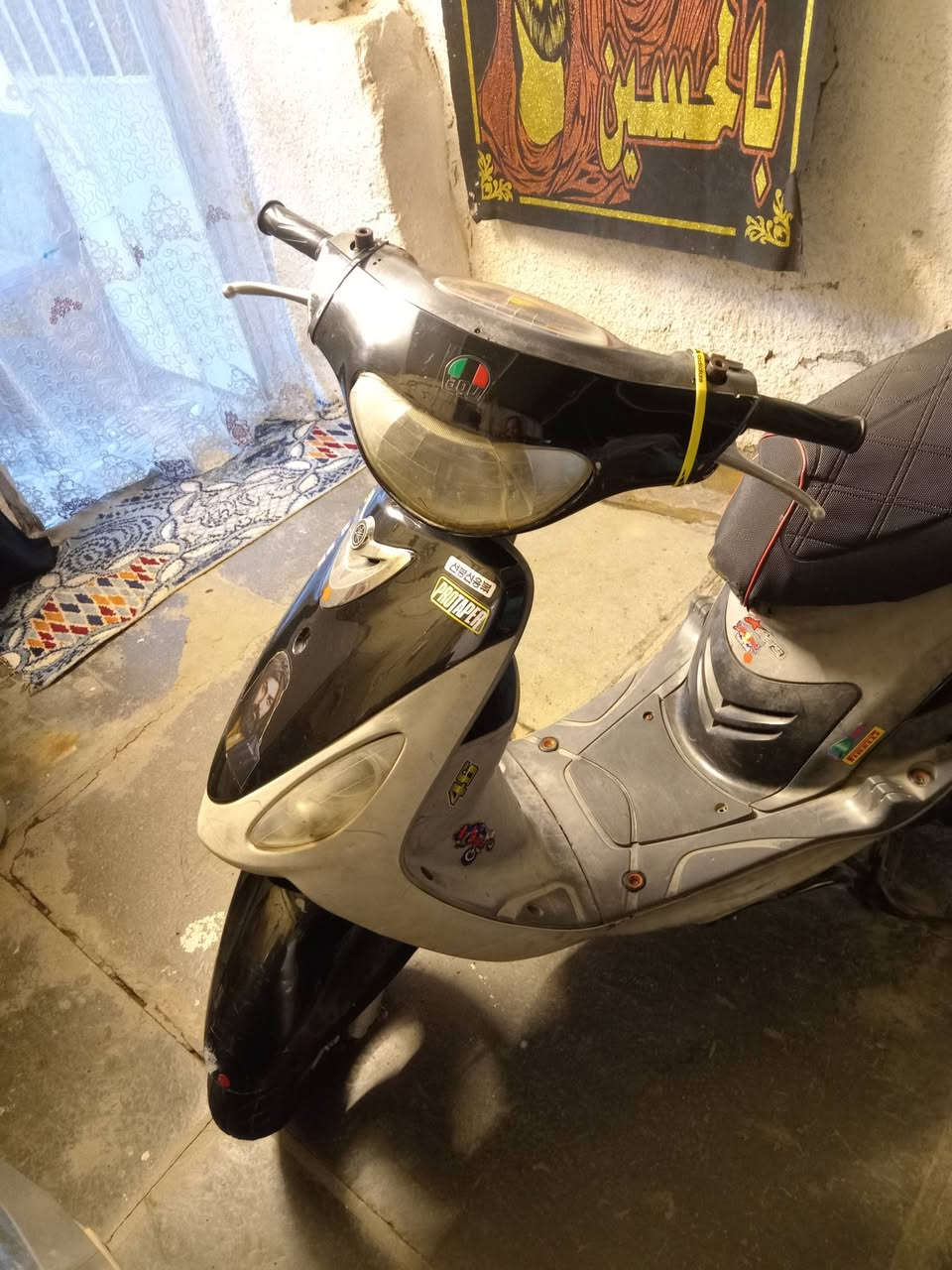 السلام عليكم شباب دراجه ماكس منغولي بيهه نواعم نقص للبيع العنوان الدوره ابو دشير *********** السعر 500 وبيهه مجال حك الجيه
