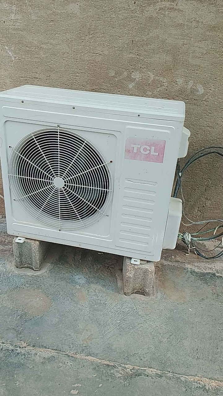 سلام عليكم عندي سبلت للبيع كنتور ثلاثه طن 700


**إذا كنت صاحب هذا الإعلان وتريد حذفه لأي سبب، رجاءا أرسل رسالة إلى الدعم الفني**