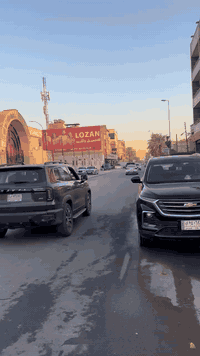 أرض استثمارية للبيع في أفضل مواقع زيونة – تجاري، رسمي وقانوني محله 716شارع مدينة ألعاب بغداد 

📍 المساحة: 300 متر
📏 الواجهة: 9 متر
📐 النزال: 33 متر

الموقع مميز جدًا ويصلح لمختلف المشاريع الاستثمارية.

---

📞 للمزيد من التفاصيل يرجى الاتصال:
***********
***********
