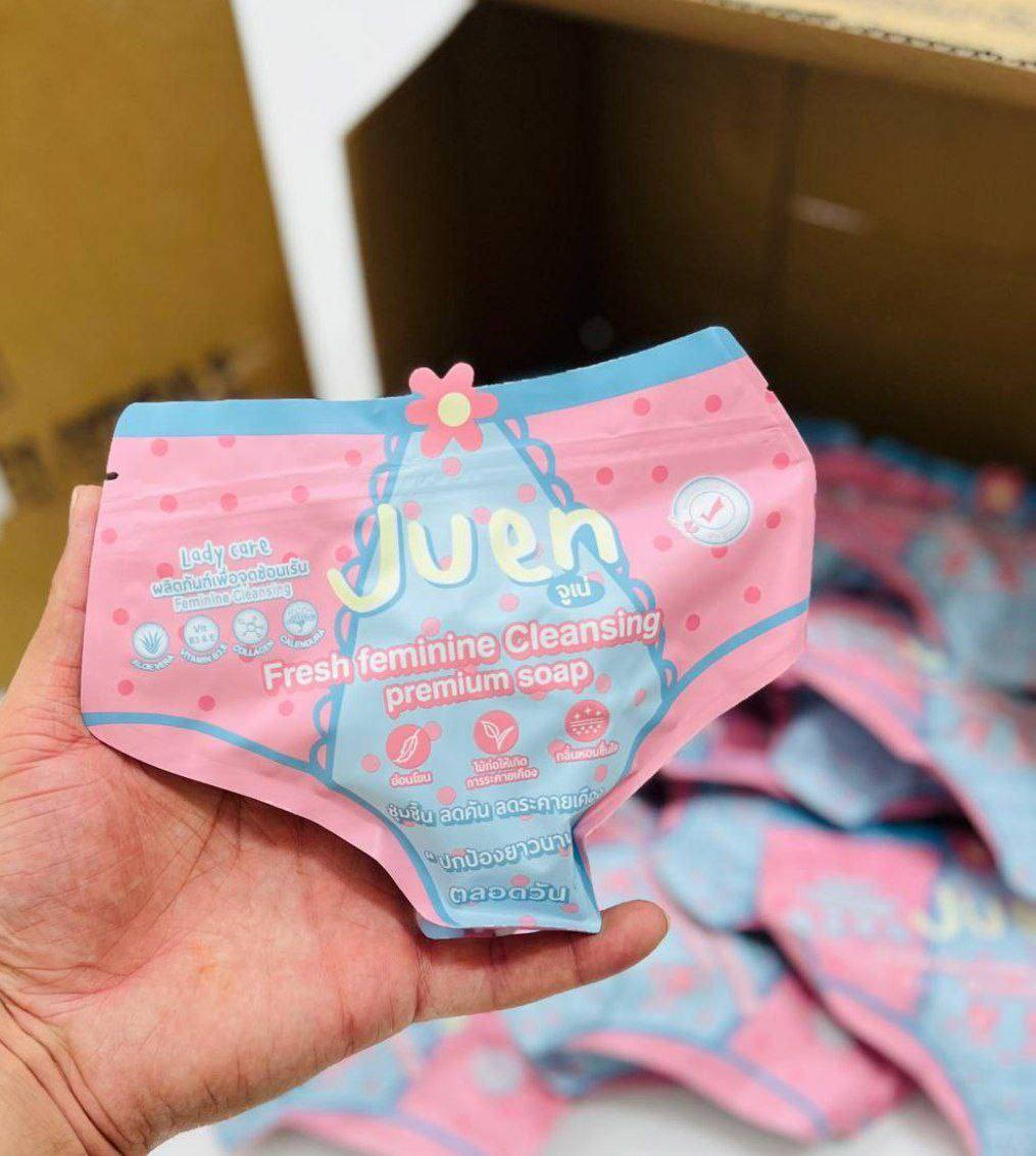 صابونه  جون النسائية 
للمناطق الحساسة  صناعه  كوريه مع حافظه ليفه  داخل العلبه 

صابون منظف ومعطر انثوي  فاخر منعش 
تشد منطقة
تزيل  الروائح  الكريهه 
تقليل  الحكة 
تقليل فطريات وقضاء ع البكتريا


**إذا كنت صاحب هذا الإعلان وتريد حذفه لأي سبب، رجاءا أرسل رسالة إلى الدعم الفني**