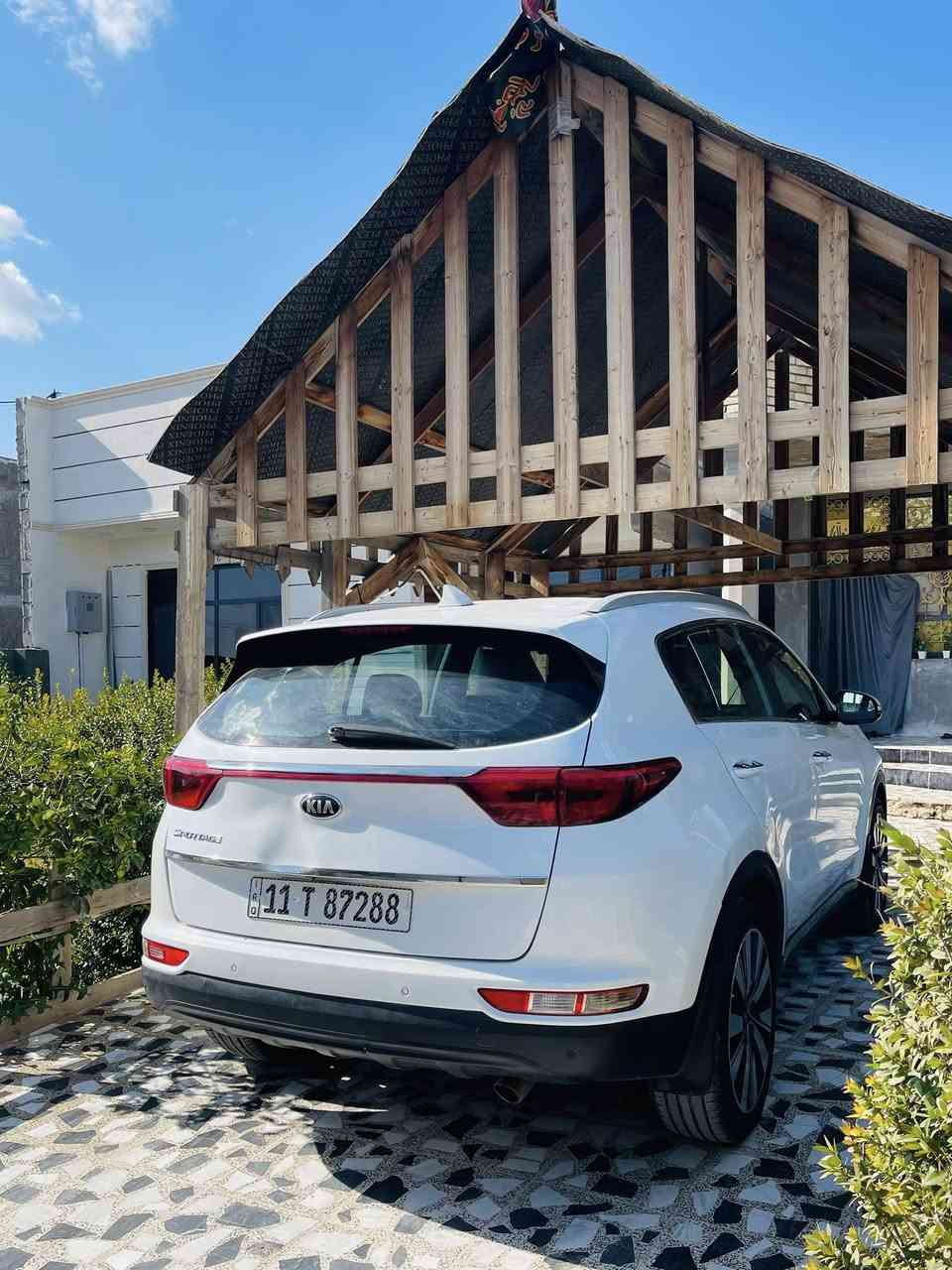 سلام عليكم اتصال فقط !
سبورتج ٢٠١٨ خليجي رقم بغداد 
محرك ٢٠٠ دوش
 بسمي هزه جديده رقم جديد 
فول عدا البنراما كشن كهرباء داخل قرميدي بصمه صندوك كهرباء بيه صبغ خمس قطع بدون دواخل 
مثل ما موضح بل سونار 
 كير مامفتوح محرك ما مفتوح السياره جاهزه مابيه كل نقص صدر تخم تاير تبريد مكان السياره بغداد السعر [160]وبيه مجال جدا بسيط
 للاستفسار اتصال فقط ماكو خاص ***********
