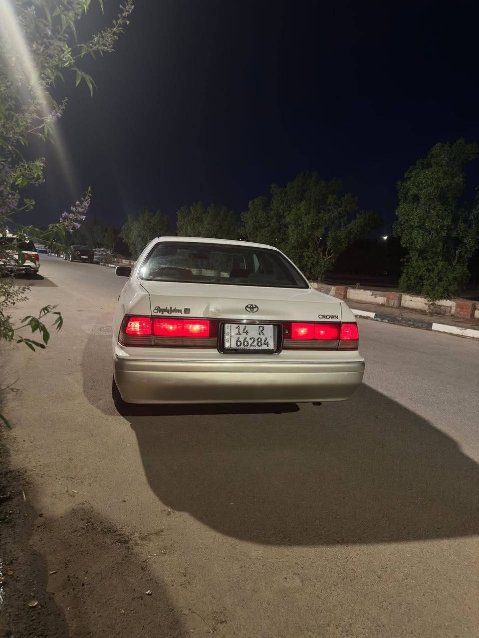 السلام عليكم راس الثور فلات موديل 1999 شاصي 55 ام عيون مكينة vvti فيشتين سنوية تنتهي ب 2027 بأسمي رقم انكليزي هستوني محولها
مكينة وكير كفالة
تبريد حدادية كفالة
كشنات كهرباء اربعتهن
دشبول مال تكم يسرة بلاد
ستيرن كهرباء
المرايات الجانبية كهرباء
جنجر 12 قرص
كفالة من الگص والنقل الجثة
كفالة من الضربة
بيها صبغ الحزام  والكصة مال قمارة
رايدها 105 وبيها مجال
مكان السيارة البصرة حي الحسين
للاستفسار *********** واتساب او اتصال البصرة, العراق
