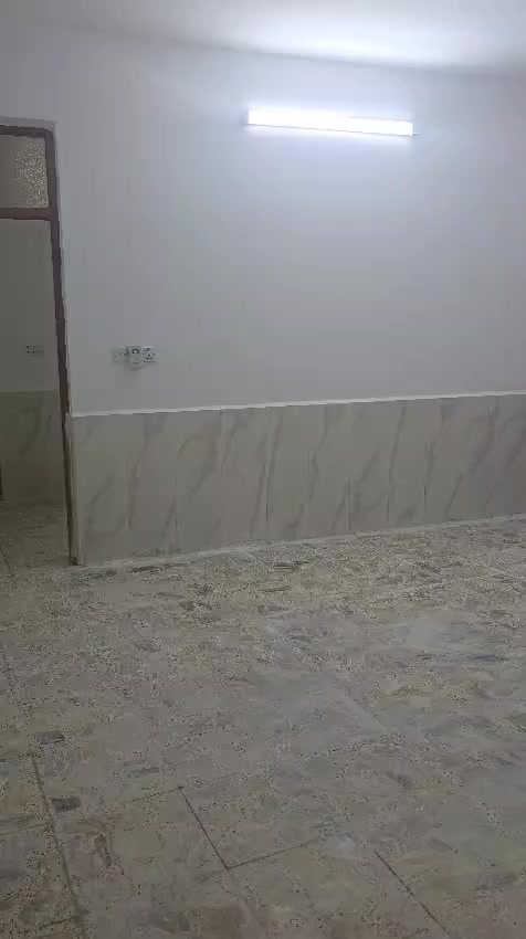 السلام عليكم 
مشتمل للايجار الحريه الزراعي شارع 15 قرب اسواق جوقي 
الايجار 350 
***********
