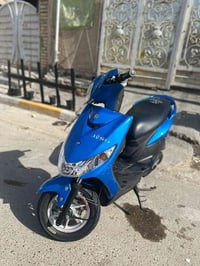 جيتي آر • موديل حديث • قابل تفاوض