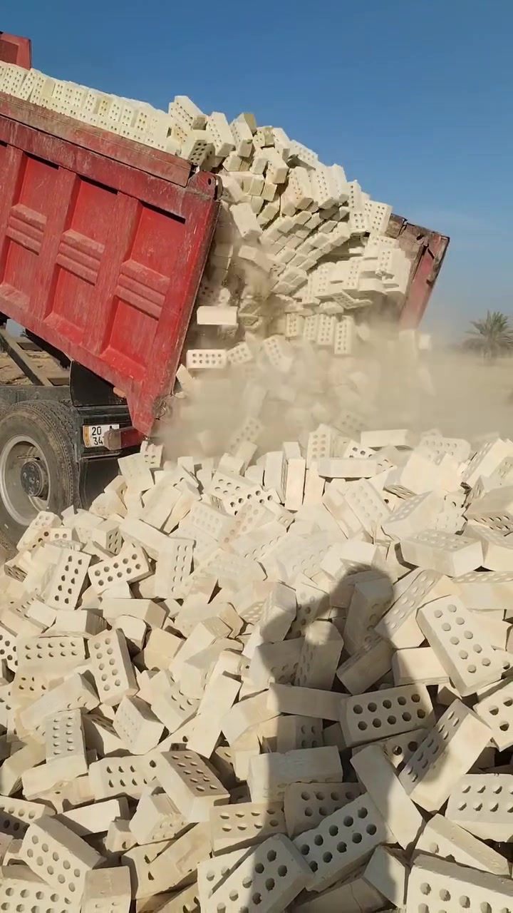 ✅تجهيز طابوق إلى كافة محافظات العراق بسعار خيالية
يمتاز بجوده عاليه 
✅تواصل ع ***********
