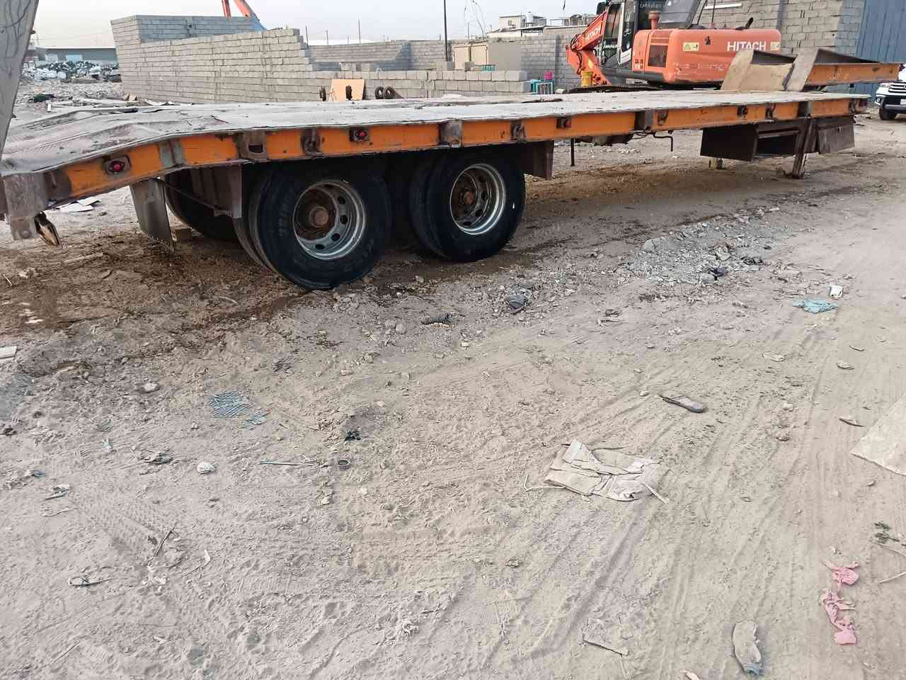 سلام عليكم لودر المانية هوزر مجموع ورك طول 8ونص وعرض 3 تشيل قطعتين مكفولة ***********
