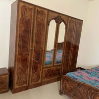 اغراض للبيع  غرفه نوم ٢٥٠ بيها مجال بسيط ميز طعام ٧٠ تخم ٣٠٠ ميز تلفاز...