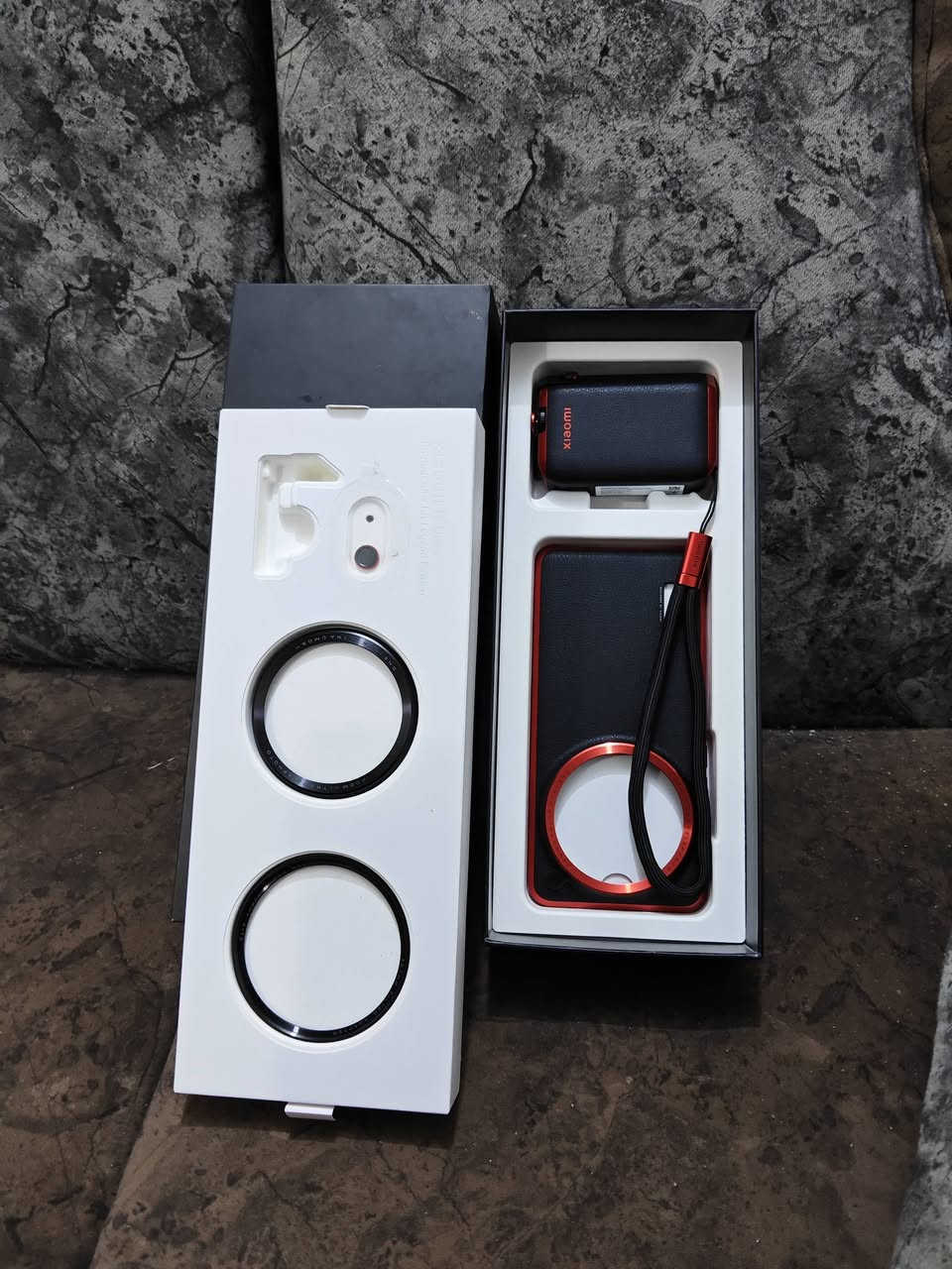 شاومي 15 الترا للبيع مع الكت السعر مليون و200
للاستفسار***********
