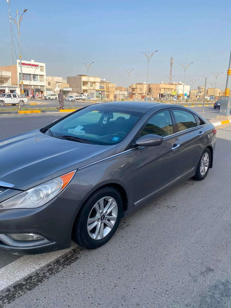 السلام عليكم 
سوناتا موديل 13 فول مواصفات جاهزة تخم تاير حداديه تبريد مكينه ما  مفتوحه صور الحادث بل منشور بدون صبغ بسمي العنوان كربلاء السعر  100 وبيه مجال ***********
