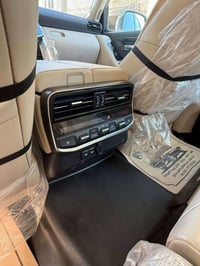 تم تنزيل السعر لاندكروز 2025 الفئة VX LIMITED S توين تيربو   ضمان شركة...