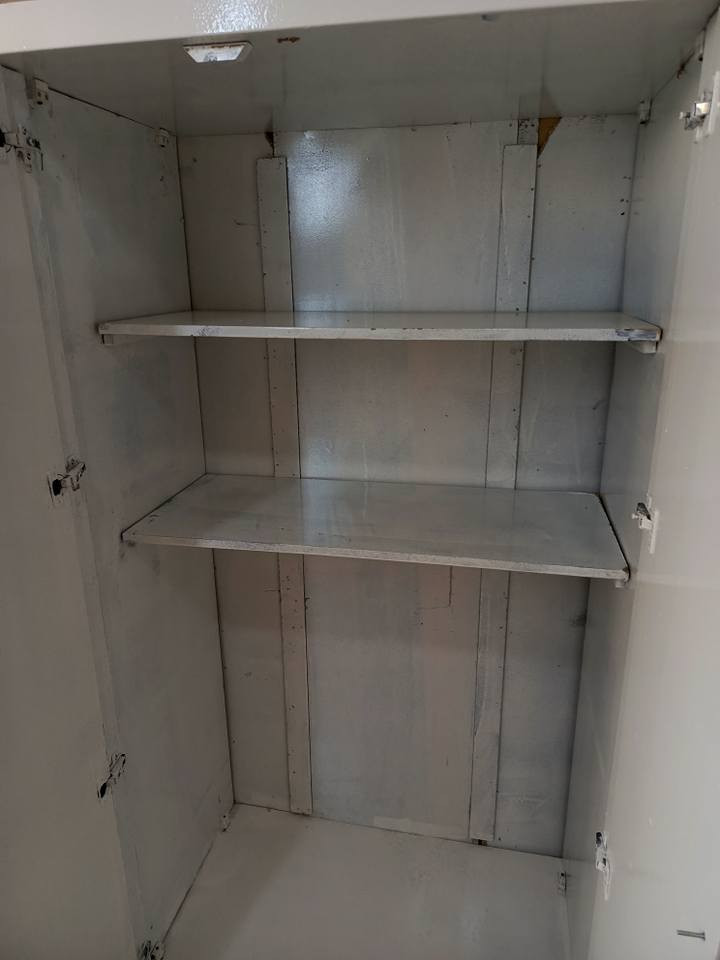 كنتور 6 باب 🚪 خليجي ب350 وبيه مجال لاستفسار *********** واتساب ناصريه تقاطع الرايه قرب مستشفئ الرحمن الاهلي ناصرية, ذي قار
