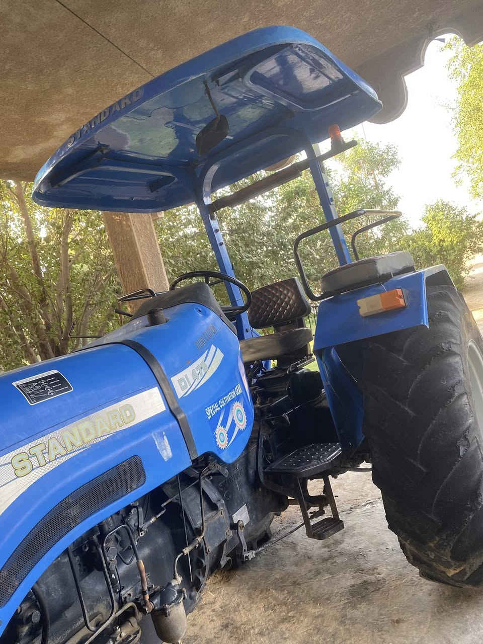 تركتر هندي موديل 15منفيس جاهزة بدون نقص  *********** مكاني اليوسفية
