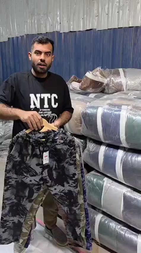 لحك الرجالي وشبابي اكو ب22 واكو ب30 واكو ب25و أسعار الدرزن  قياس نظامي خامة خامة حلوة قياس mlxlxxl  
اكو شبابي محير ب24 
اكو ولادي محير ب22 وب21 أسعار الدرزن 
موجود موديلات اخرى تفضل خاص
يوفر توصيل جميع أنحاء البلاد


**إذا كنت صاحب هذا الإعلان وتريد حذفه لأي سبب، رجاءا أرسل رسالة إلى الدعم الفني**