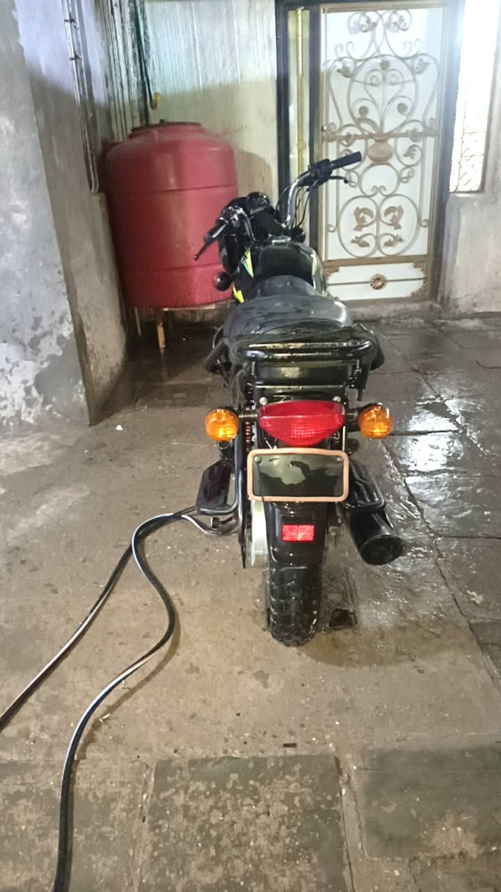 بوكسر البيع مديل 22 وراق سعر مليون 350# #***********
