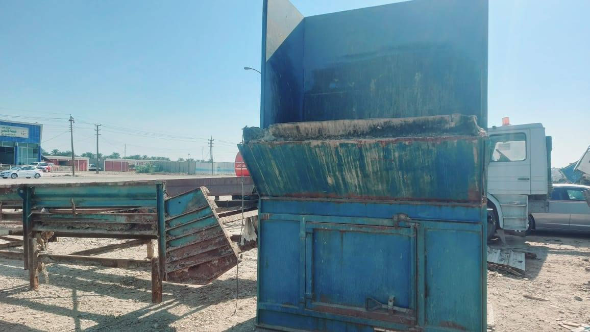 السلام عليكم مكبس ديسان
موديل 2016 فول مواصفات 
قياس المكبس 110/110
طاقه انتاج عاليه جدا 
ماطورين كل ماطور 100 احصان
خياطه كامله
معا قايش سرفه حديد الطول 14متر ولعرض 240
مكبس معروفه مواصفاته لباقيه غني عن التعريف
سعره مناسب جدا  
للاستفسار ***********
