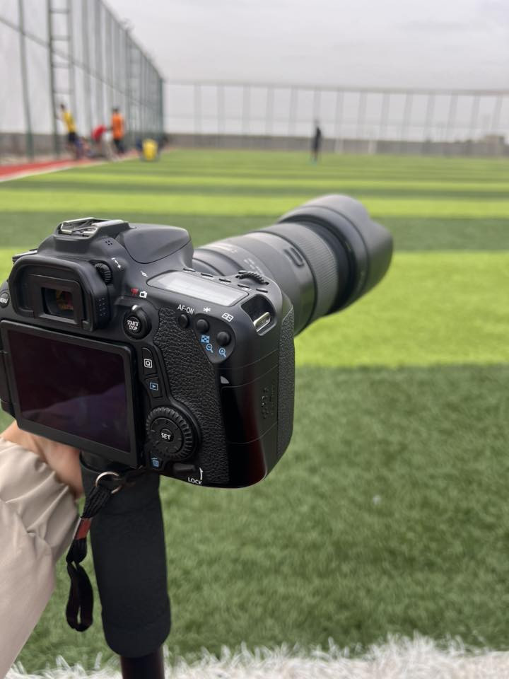 السلام عليكم كانون 70Dمع كافه الملحقات جنطه -حزام رام-توصاله نقل صور -زوم 100-400 شتر 9k سعر 950 يوجد توصيل  ***********واتساب
