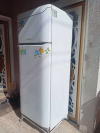 ثلاجه كبيرة • شغالة • حي سومر