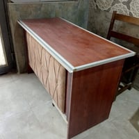 ميز • سبورتين • للبيع