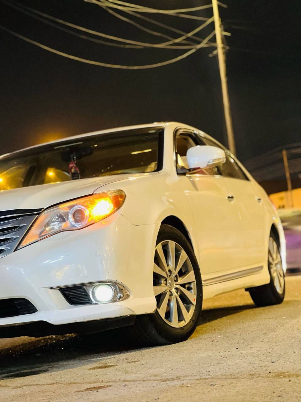 السلام عليكم 
للبيع افلون 2011 خليجي لمتد 
رقم سليمانيه  دولي بسمي هزه  وسنويه جديده 
تحويل مباشر 

فول 1/1
5 بصمات تشغيل +ابواب 

فتحة سقف اسلايت 

تبريد قطعتين 

كشنات تدفئه تبريد 

اشاره ترحيب 

5 ويل كب +تخم تاير ياباني جديد
 
حداديه جديده 100‎%‎

منضومه زنون عالي ناصي +بلوجكتر 

غرفه كهربائيات كلهه شغاله 

سياره جديده واحلى من الصور 

مكينه كير مكفولات 

اي نقص بالسياره ماكو جاهزه للأخير 

مكان السياره محافظة الانبار فلوجه

 للاتصال ***********
—————
