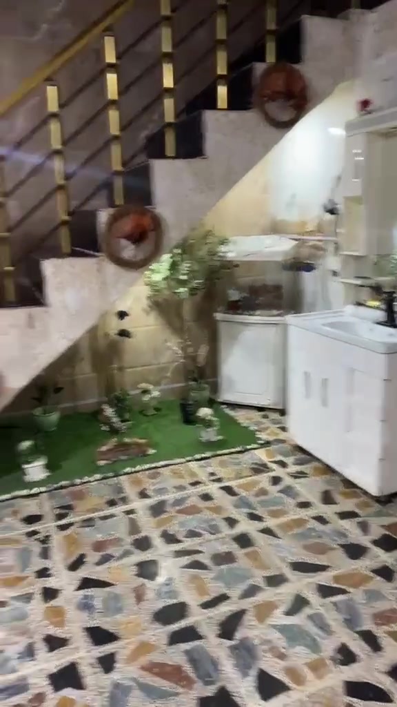 🌿 مزرعة للبيع – بغداد / الأوسمة 🌿
فرصة مميزة لامتلاك مزرعة جاهزة بالكامل، طابو صرف، ولا تحتاج لأي أعمال أو إضافات.

المواصفات:

- ✅ المساحة: دونمان
- ✅ مساحة البيت:260 م²
- ✅ منظومة طاقة شمسية متكاملة
- ✅ كهرباء وطنية
- ✅ ماء وسحب متوفر
- ✅ جاهزة من جميع النواحي ولا يوجد أي نقص

محتويات المزرعة:

- أقفاص لتربية الحيوانات
- حديقة داخلية
- حديقة خارجية
- مسبح في الحديقة الأمامية

مواصفات المنزل:

- استقبال
- صالة كبيرة
- مطبخ
- 2 غرف نوم

📞 للسعر ولمزيد من التفاصيل يرجى الاتصال:
***********
***********
أبو سارة

