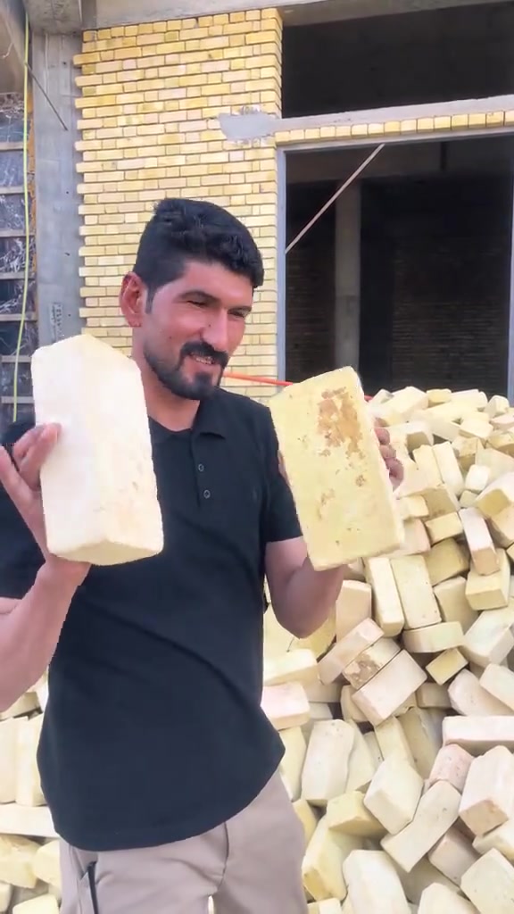 بسم الله الرحمن الرحيم

إلى الزبائن الكرام، نقدم لكم تجهيز طابوق.
التك 4000 آلاف وزيادة 300. الطابوق المتوفر:
((إنجكتر ✅ بيرنه ✅ درجة أولى ✅ ويوجد كسر درجة أولى. كلمن وسعره))
لكافة أنحاء العمارة والأقضية حسب الطلب.
للاستفسار والاتصال مع واتساب:
أثير: *********** (به واتساب)
آسيا: ***********
أو مراسلة الصفحة، متواجدون 24 وعشرين ساعة.
