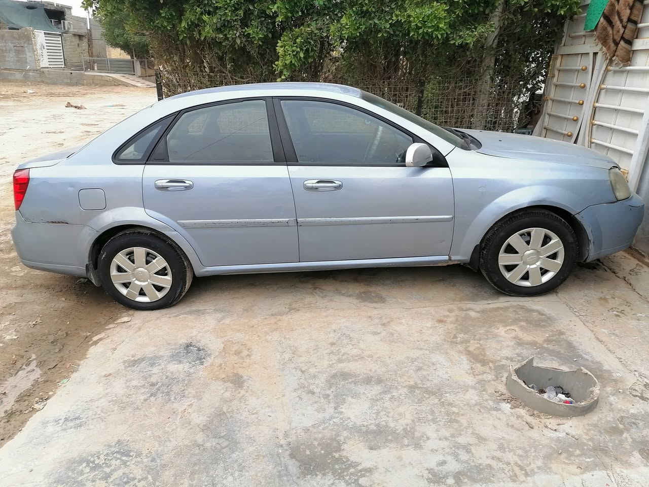 السلام عليكم لبيع اوبتره خليجي اوتماتيك ٢٠٠٩ سياره لابيهه لاضربه ولا تبديل بيهه مكانات صبغ اثر جراد  رقم بغداد دولي تخم تاير جديد صدر أمامي خلفي جديد باتري جديد شاشه كامره سياره جاهزه من كل نواحي مابيهه اي نقص مكان سياره بغداد لكرخ سعر (٦٥)وبيهه مجال //***********
