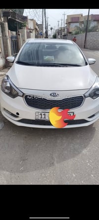 سيراتو 17 خليجي رقم بغداد باسمي بيها قطعتين بدون دواخل محرك 2000  الكي...