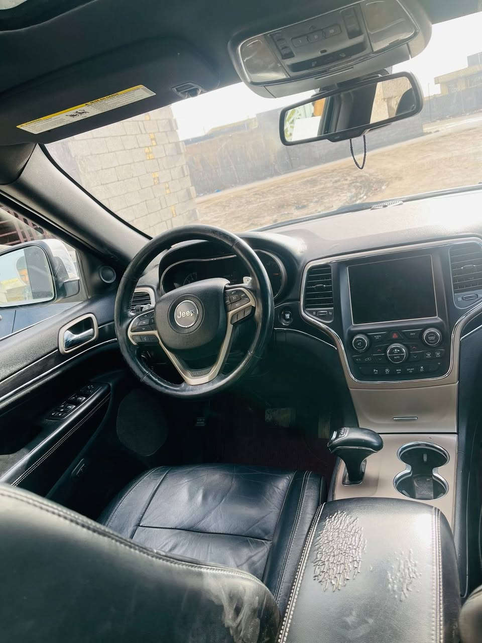 سلام عليكم
لاريدو 2014 اصل فول فتحه بصمه جنطه شفط جلد شاشه جبيره 1/1 حادثا بنيد وباب وجاملغ تبديل وجاملغ صبغ بسمي  تحويل  ثاني يوم العنوان الناصريه المركز للأستفسار ***********
