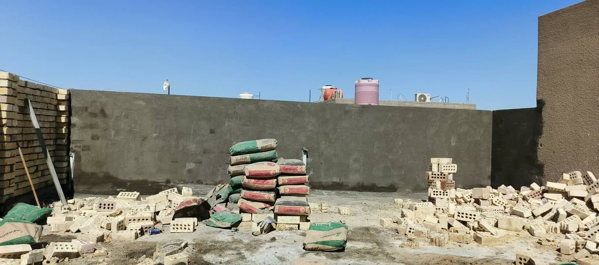 السلام عليكم لباخ اسمنت واجهيات اجراره سقل وتقطيع  كوبلنات ديكورات بورسلين  رقمي موجود بلخدمه *********** كربلاء
