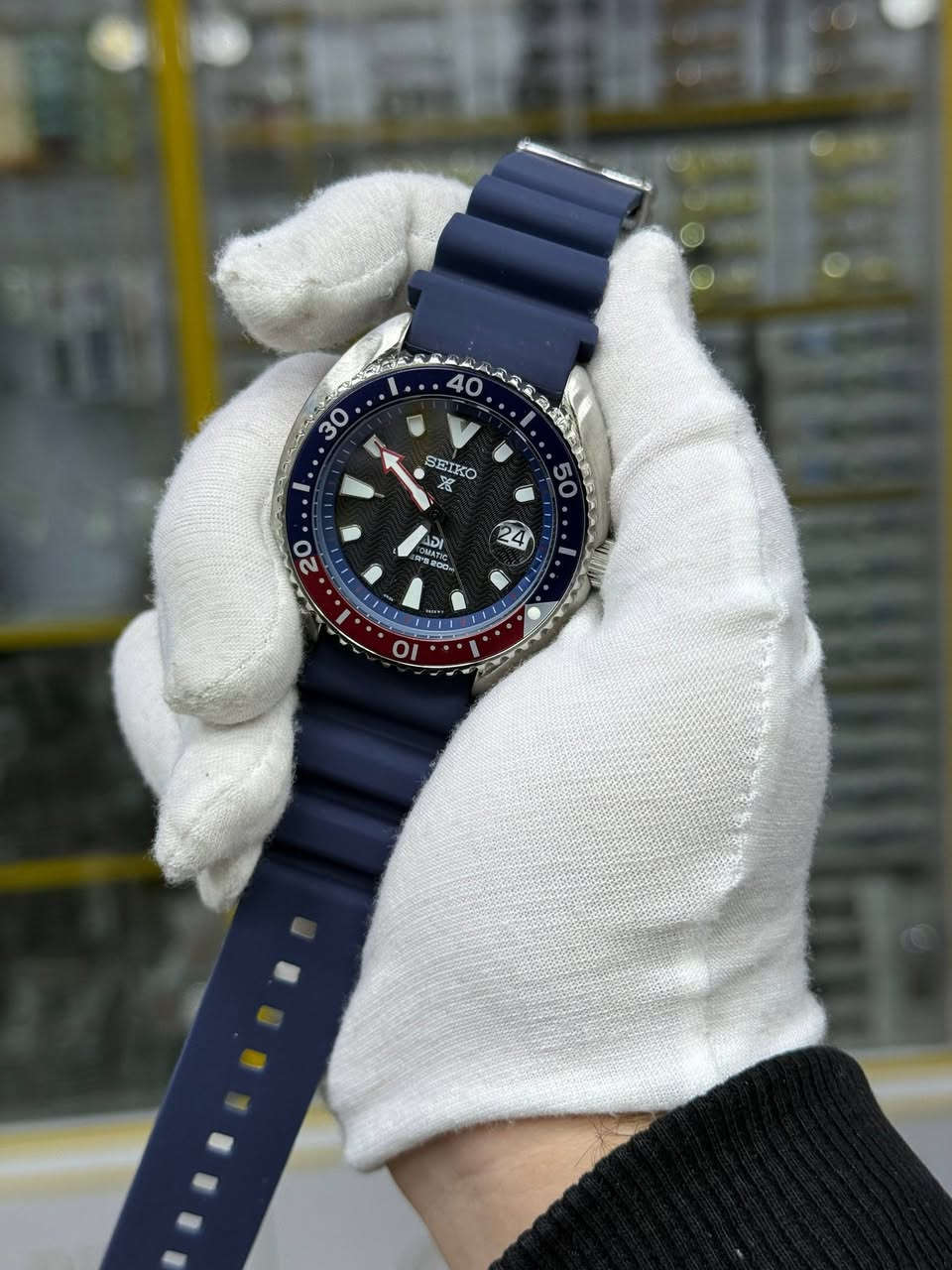 سلام عليكم حبايب توفر عرض على السايكو نار السعر يصدمك 🔥
مواصفاتها
ضد الماء والخدش 
وتوجد بيها لمعه
تواصل على الرقم التالي 
***********
يوجد توصيل لكل محافظات العراق 
#للجميع
#ساعات
