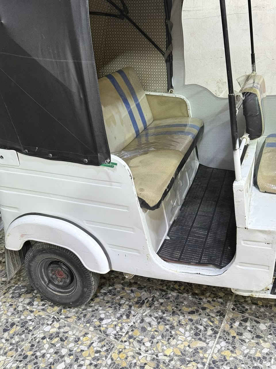 سلام عليكم تكتك 2020رقم وسنويا مكاني بغدادكماليه السعر 5800وبيه مجال ***********
