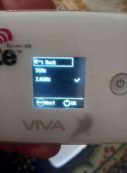 راوتر هواوي جوكر اسيه اثير كورك 4G///5GHZ  بطاريه ٣٠٠٠ يطول شحن ١٠ ساعات  منفذين انتينا خارجي  سعر ١٥ هو توصيل ***********
