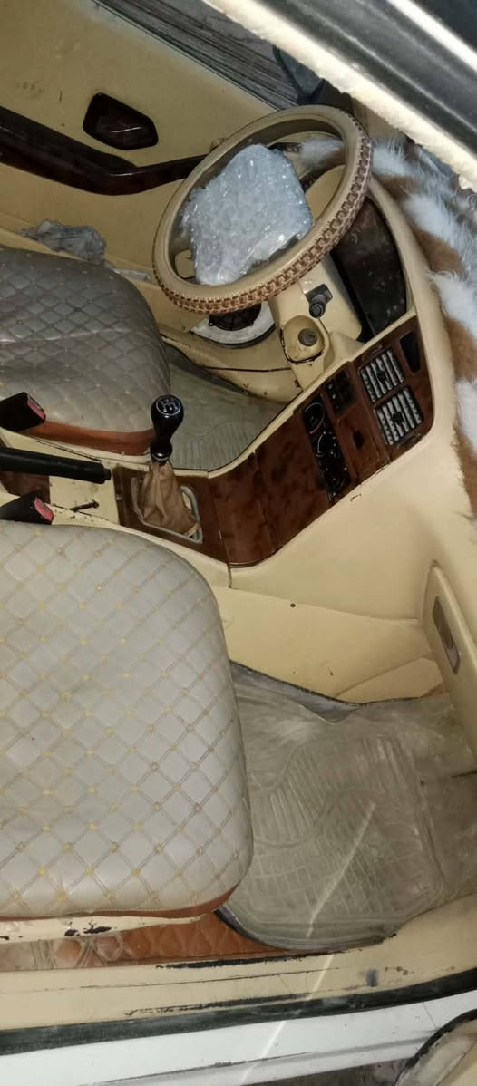 بيجو روا 2009 نجف انكليزي بأسمي جاهزه السياره السعر 24 ورقه المكان النجف ***********
