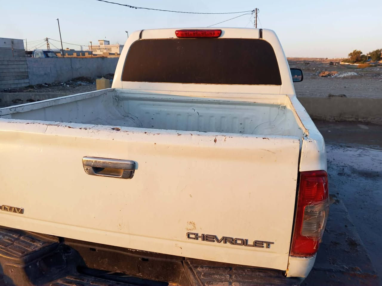 سلام عليكم.
سيارة للبيع لوف امريكي2005
مكان ديالي قضاء قرةتبة
سعر 45
اتصال ع رقم أو واتساب ***********
