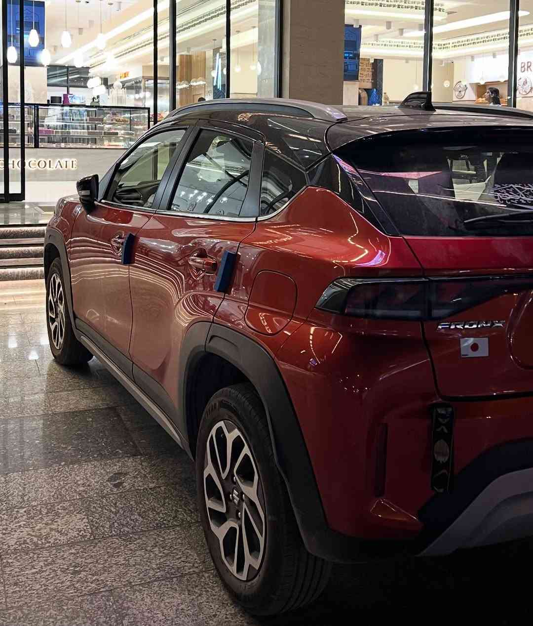 للبيع سوزوكي فرونكس هايبرد 🔹2025
السعر 220 $ 🔺بيها مجال بسيط حك الجية
السيارة مطلوبة للشركة 
رقم بغداد 
***********
📍مكاني بغداد المنصور 14 رمضان 
 المحرك 
محرك 1500 سي سي هايبرد
 
دخول ذكي بدون مفتاح
بصمة (Start/Stop)
تحكمات ستيرن
شفتات 
شاحن لاسلكي للهاتف
الشاشات والعرض:
شاشة 4K تدعم Apple CarPlay و Android Auto
.
كاميرات 360 درجة محيطية
حساسات 
 – للتواصل 
واتساب☎️
***********
ماشيه 13000 وقابل للزياده
