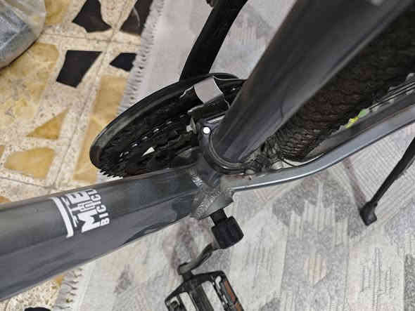 بايسكل صيني نوعية ممتازة ماركة EZEL حجم 29 .. سيم الويل مسوي بصمغ البريكات دسكات أمامي وخلفي ولايت وجرس السعر 120 ألف دينار وبي مجال المكان مدينة الصدر تقاطع 55 قرب الصدرين ..   ***********
