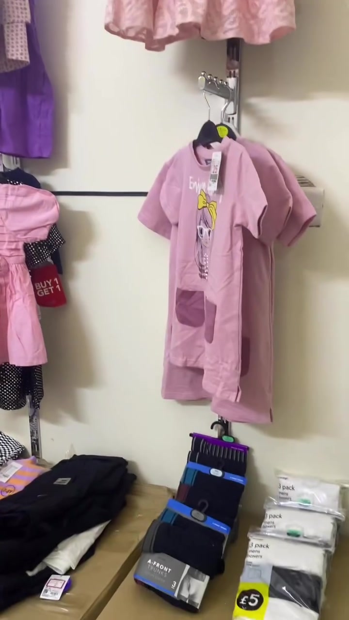 على بركة الله تم افتتاح محل اوت ليت اوربي ماركات اوربية george ,tu,max,nutmeg,primark
الاسعار جداً مناسبة نورونا متواجدين كل يوم من العاشرة صباحاً حتى المساء 
المكان شارع الاسواق مقابل مدرسة الارض السعيدة الاهلية مجاور اسواق رياض داخل القيصرية قبل الاستدارة


**إذا كنت صاحب هذا الإعلان وتريد حذفه لأي سبب، رجاءا أرسل رسالة إلى الدعم الفني**
