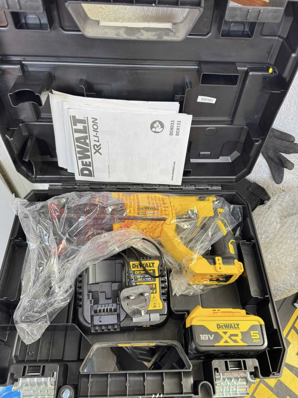سلام عليكم اخوان
من رخصة الأدمن 
همر ديولت DEWALT اصلي متوفر 
توصيل متوفر 
***********📞واتساب
