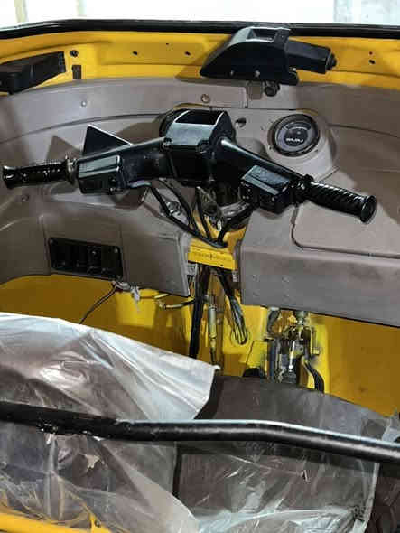 تكتك 16محسوبه على 17رقم إنكليزي تحويل ثاني يوم مكينه 20مصبوغه جماليه مكاني بغداد السعر ٤وربع وبيهه مجال حك جيه ***********
