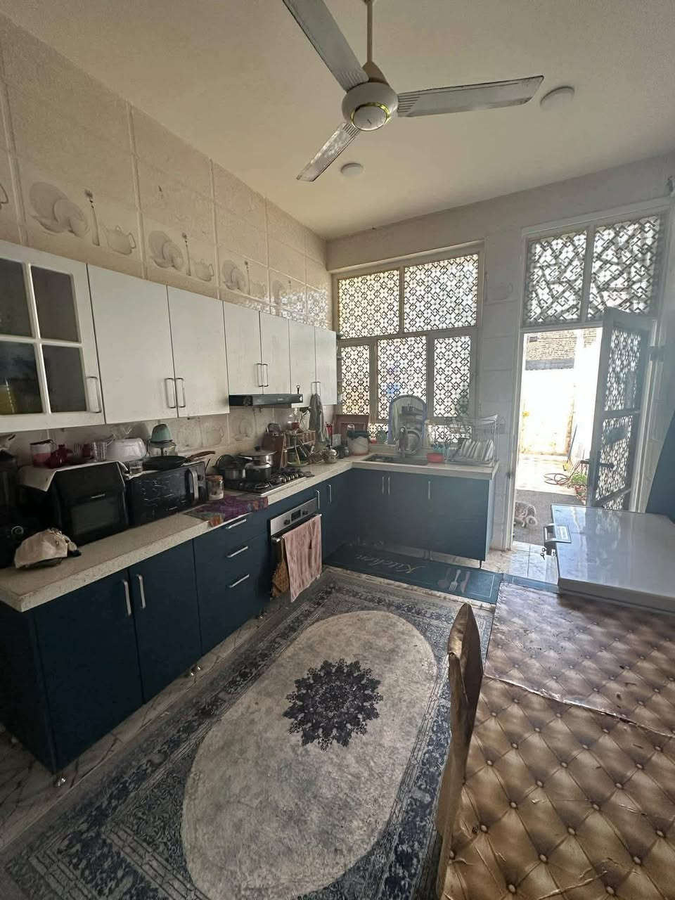 ✨دار لـلـبيـع ✨ 
الـمـساحــه :160 م 
الــمـوقــع : #حي الصحه - قرب صيدليه الوطيفي
الــٰـواجــــهـــه : 8 م
الــــنـــزال : 20 م 
نــــوع الـعـقـار : طـابـوزراعـــ25ــي  
حــالـة الـعـقـار : (  مـكـون مـن طــابـقـين  ) ط1 يـحتـوي عـلى غـــرفه نــوم مـطبـخ اسـتـقبال كـلدور مـجمـع صـحيـات 
 
الطـابـق الـثاني -يحتـوي علـى 2 عـرف نـوم كـلدور مـجمـع صـحيـات

الـســعـر - خــــــاص
*********************
(شــركــة #حــافــظ للأسـتـثـمار الـعـقـاري)
مـوقـعـنا : بـابـل شـارع 60 - مـجـاور كـافـتريـا سـيف بـقلي
نـستـقـبل جـمـيع الـعروض الـعـقاريـه ↪️
بـيع -شـراء - تـعـقيب - إجـازة بـناء - إفـراز- رهـن 
**********************
للأسـتفـسار او الأتـصـال ↪️
 📞***********
📞***********
