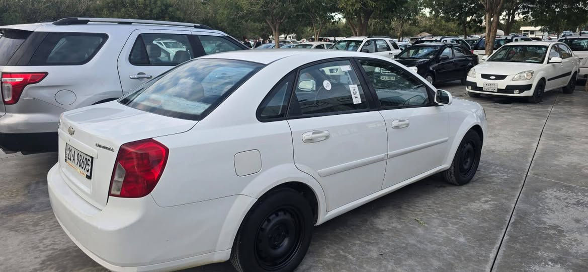 اوبترا 2011 اوتماتيك
رقم سليمانيه دولي جديد . 
گیر ومحرك ابشرط فحص . صدر تايرات جديد 
بيها قطعتين . بدون دواخل صور السونر مرفق 
*********** عنوان . كلار . 
سعر 80 مجال قليل
