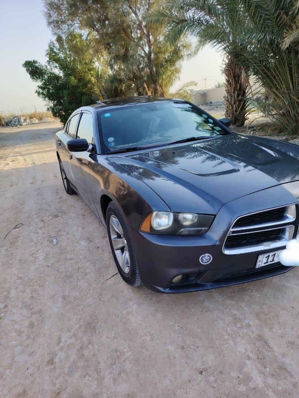 جارجر 2014 نظيفة جداً + منظومة غاز جديدة 
​التفاصيل:
​النوع: دودج جارجر (Dodge Charger).
​الموديل: 2014.
​اللون: رمادي (ماوس) مميز.
​المواصفات:
​فتحة سقف (سلايد).
​شاشة كبيرة 8.4 إنش.
​كراسي جلد + كهرباء.
​بصمة تشغيل وبصمة أبواب.
 داخلية كاربون فايبر 
​ويل 18 بلادي.
​الرقم: بغداد دولي بسمي
​الحالة: السيارة جاهزة من كلشي، تبريد ثلج، محرك وكير نظيف جداً، والسيارة ماشاء الله ما تحتاج أي مصروف.
المكان: [السماوه الرميثه].
للتواصل: [***********]
مكلف بنشره
