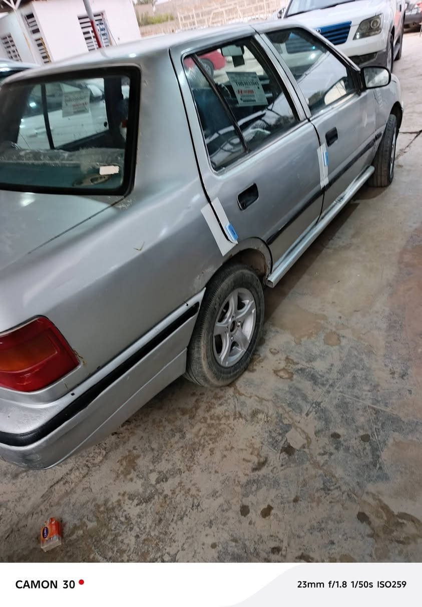 اكسله للبيع
كير محرك خير من الله 
كير أوتوماتيك 
السعر 17 وبيها مجال بسيط
إني مكلف بل نشر 
رقم صاحب السيارة ***********
